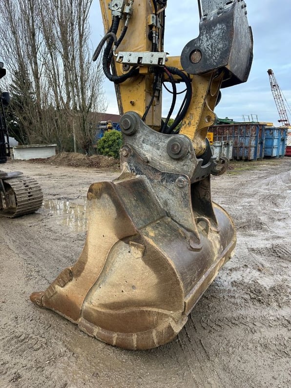 2020 Caterpillar 326FLN Crawler Excavator