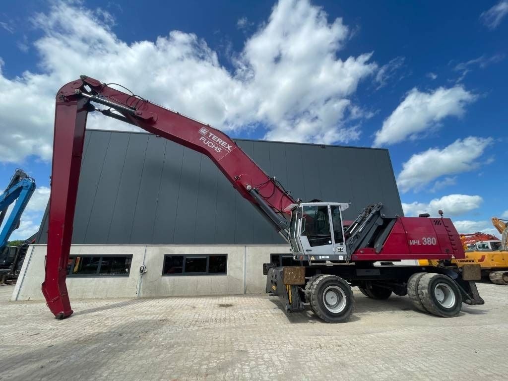 2011 Fuchs MHL380 Material Handler