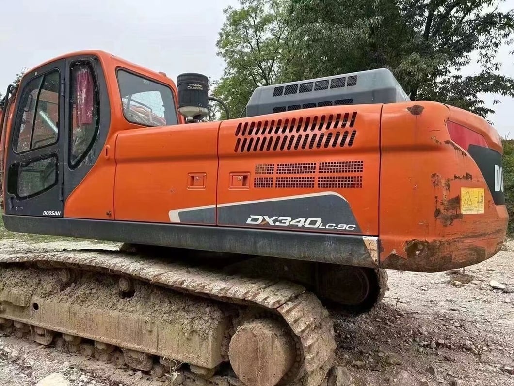 2022 Doosan DX340LC Crawler Excavator