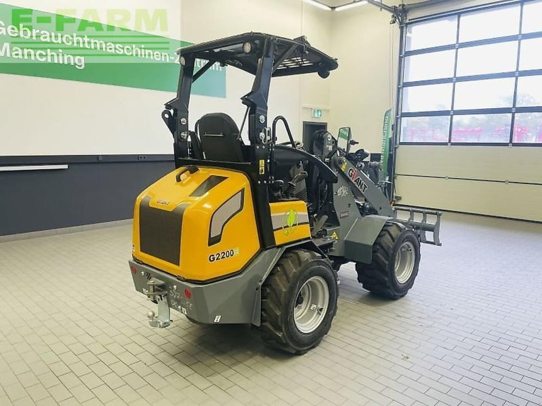 2023 Giant G2200E Mini Excavator