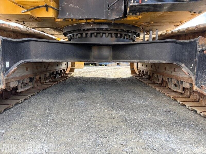 2018 Caterpillar 330F Crawler Excavator