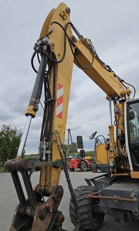 2010 Liebherr A314 Wheel Excavator