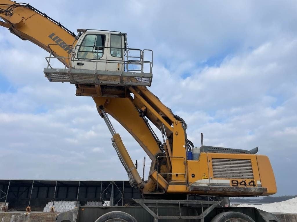 2008 Liebherr A934 Material Handler