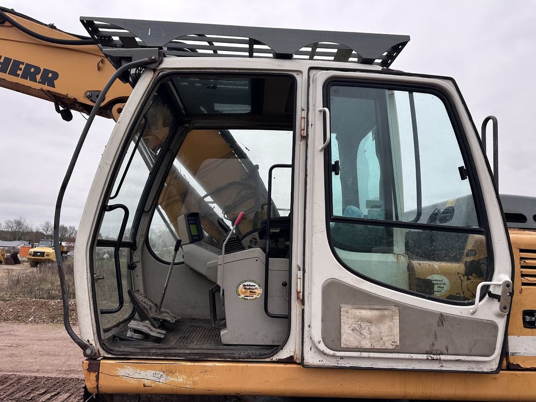 2011 Liebherr R900C LITRONIC Crawler Excavator