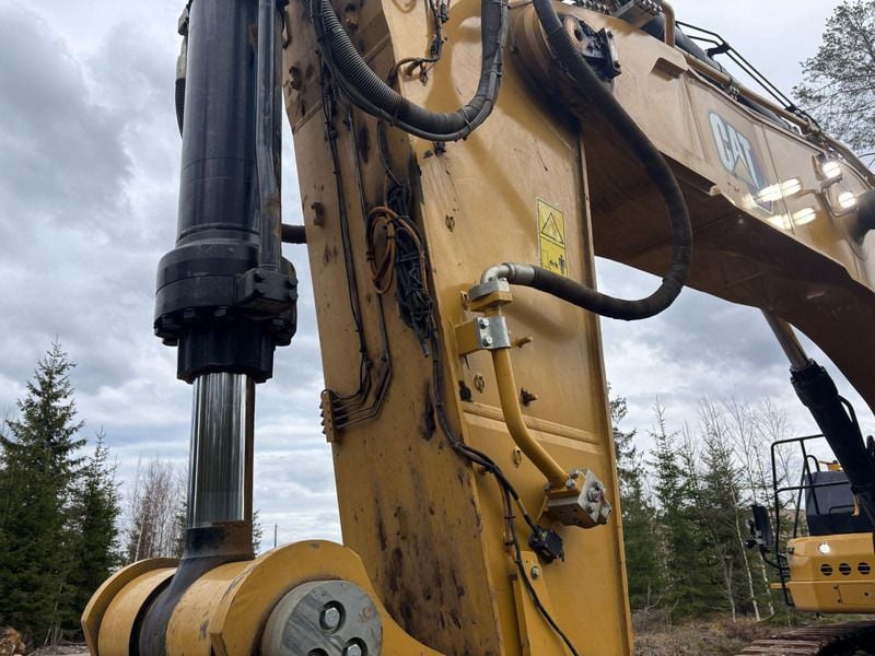 2022 Caterpillar 395-07A Crawler Excavator