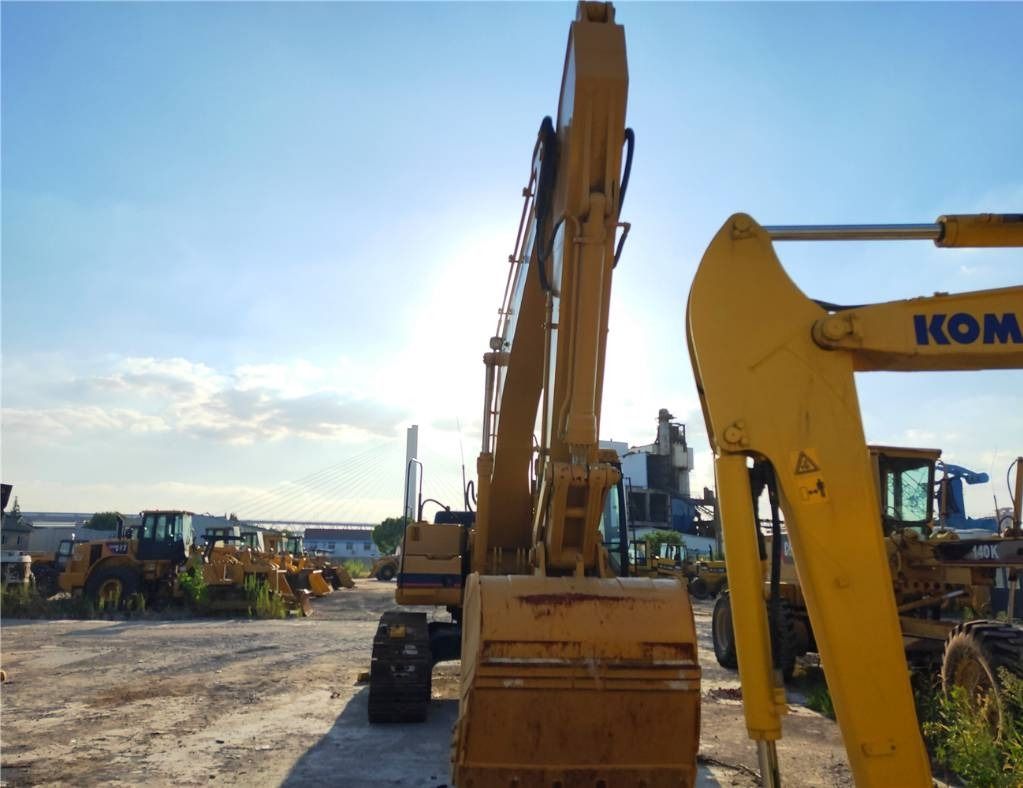 2023 Caterpillar 325BL Crawler Excavator