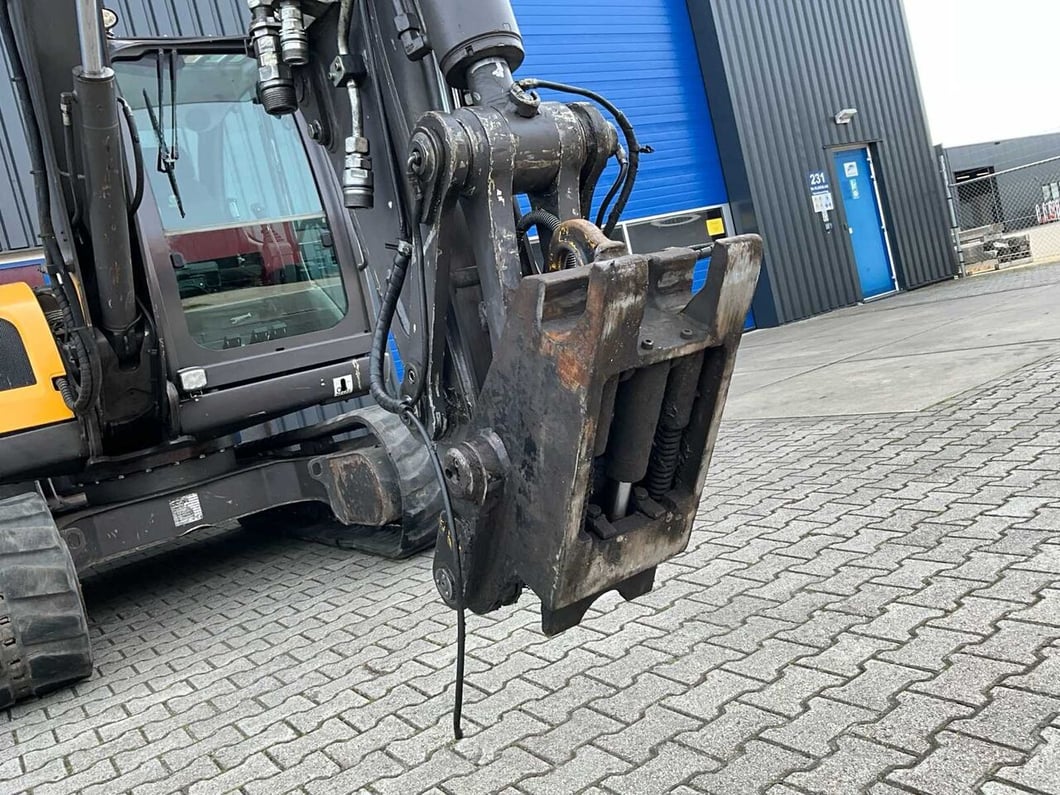 2017 Mecalac 8 MCR Crawler Excavator