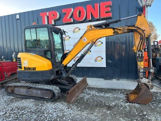 2016 Bobcat E35 Mini Excavator