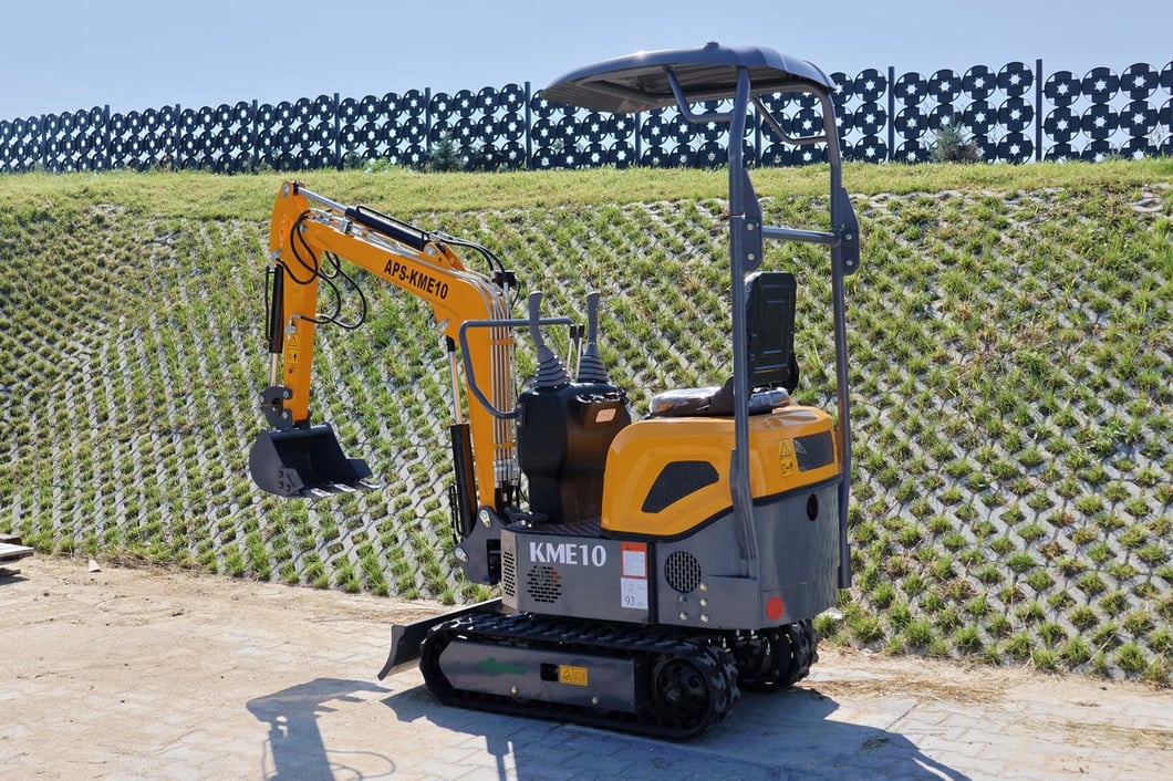 2025 APS KME10 Mini Excavator