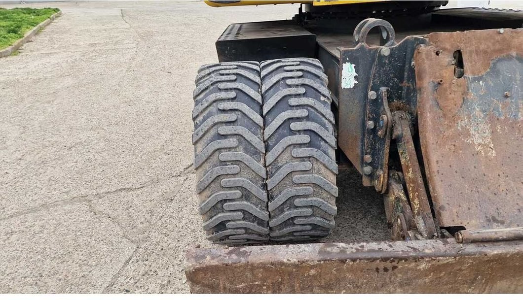 Komatsu PW148-8 Wheel Excavator