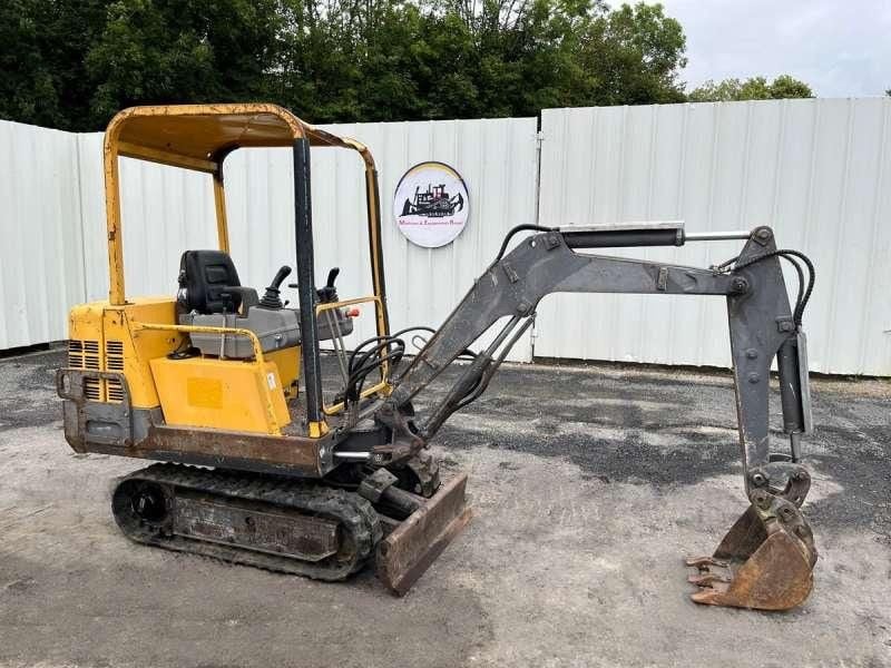 2000 Volvo EB12 Mini Excavator