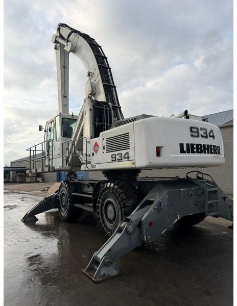 2009 Liebherr A934C-HD Material Handler
