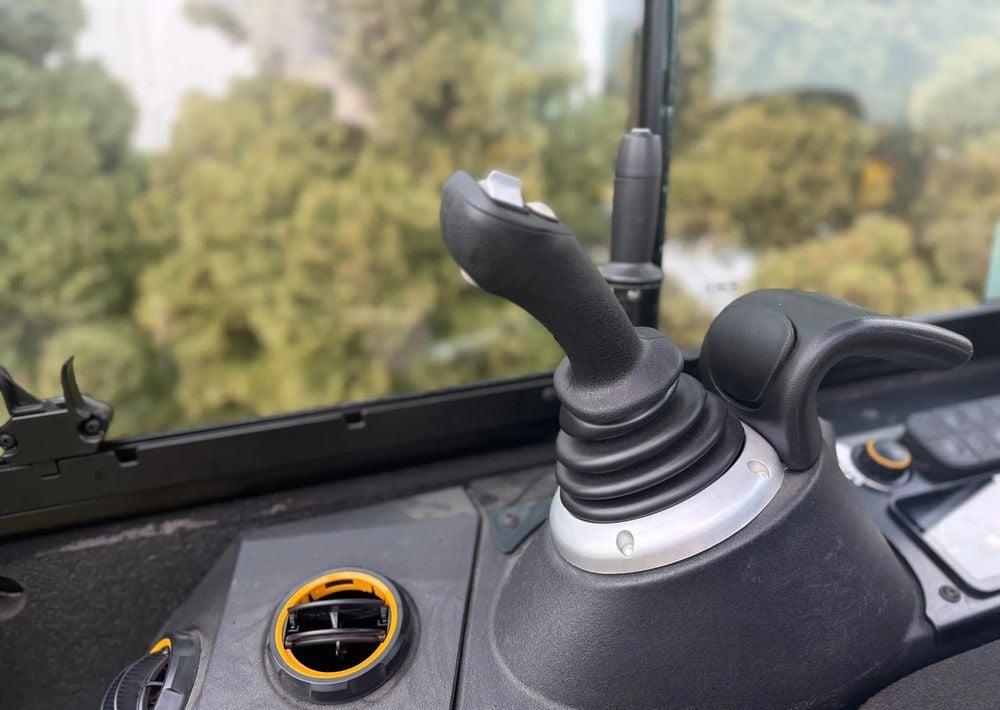 2023 JCB 19C-1 Mini Excavator
