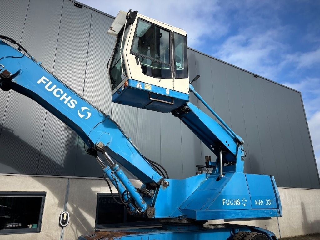 2002 Fuchs MHL331C Material Handler