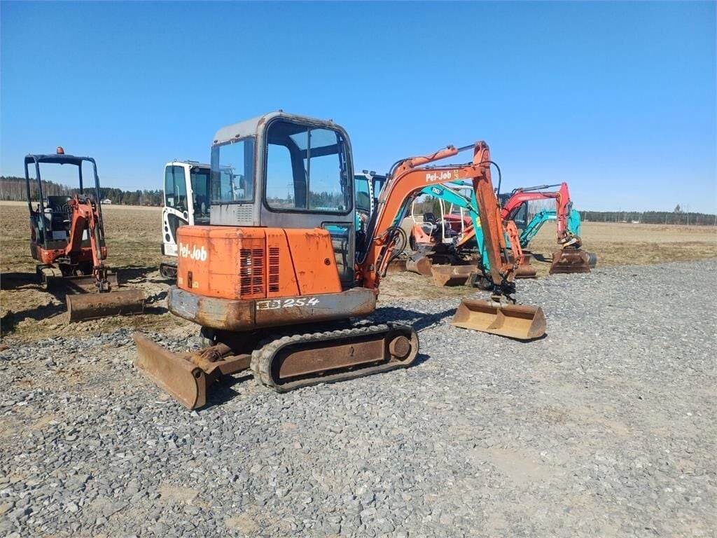 1998 Volvo EB25.4 Mini Excavator
