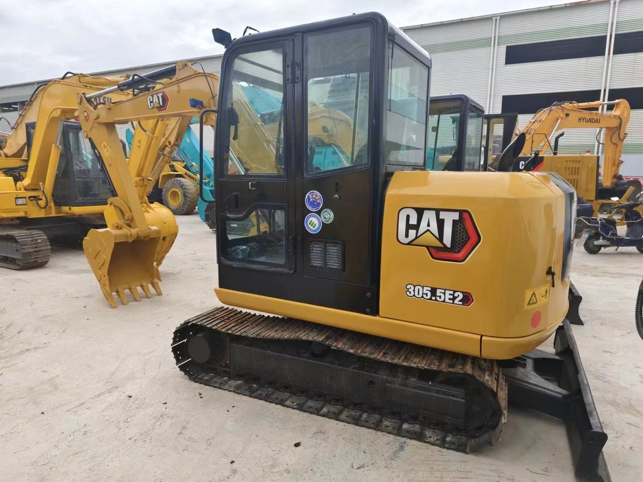 2022 Caterpillar 305.5E2 Crawler Excavator