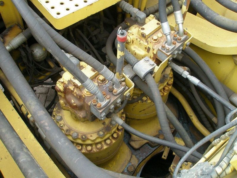 2004 Komatsu PC600LC-7K Crawler Excavator
