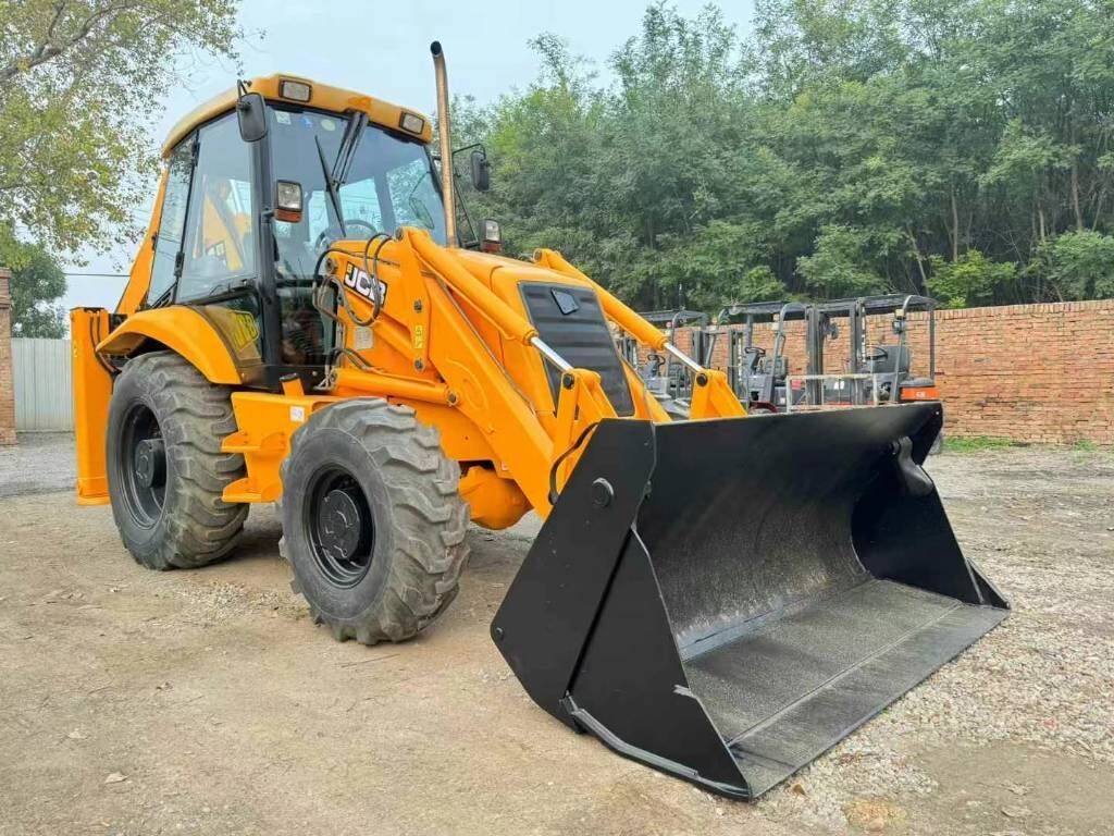 2024 JCB 3CX Crawler Excavator