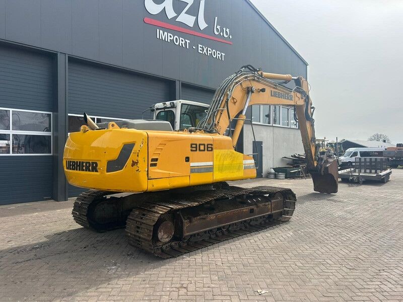 2010 Liebherr R906LC Crawler Excavator