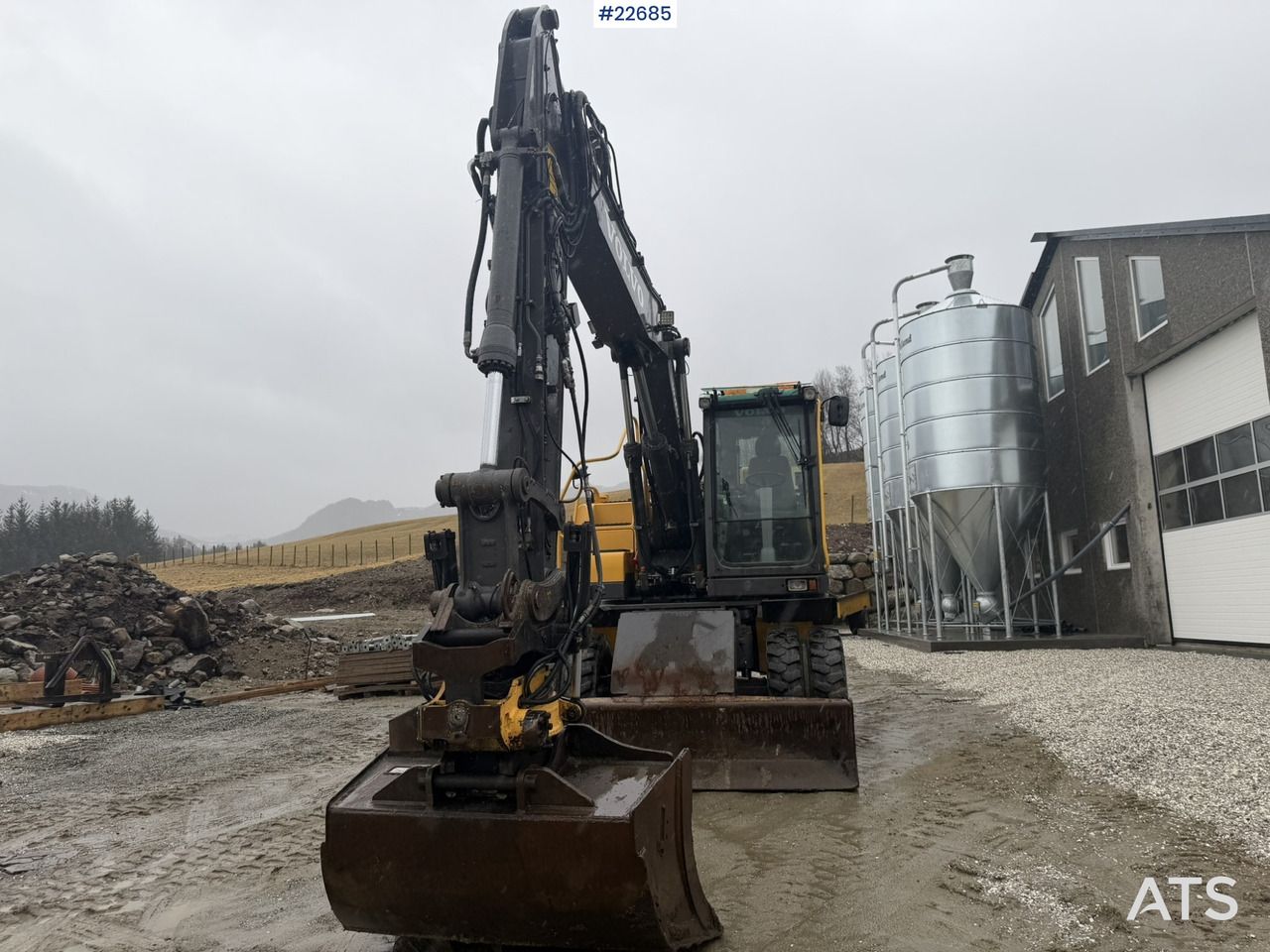 2007 Volvo EW140C Wheel Excavator