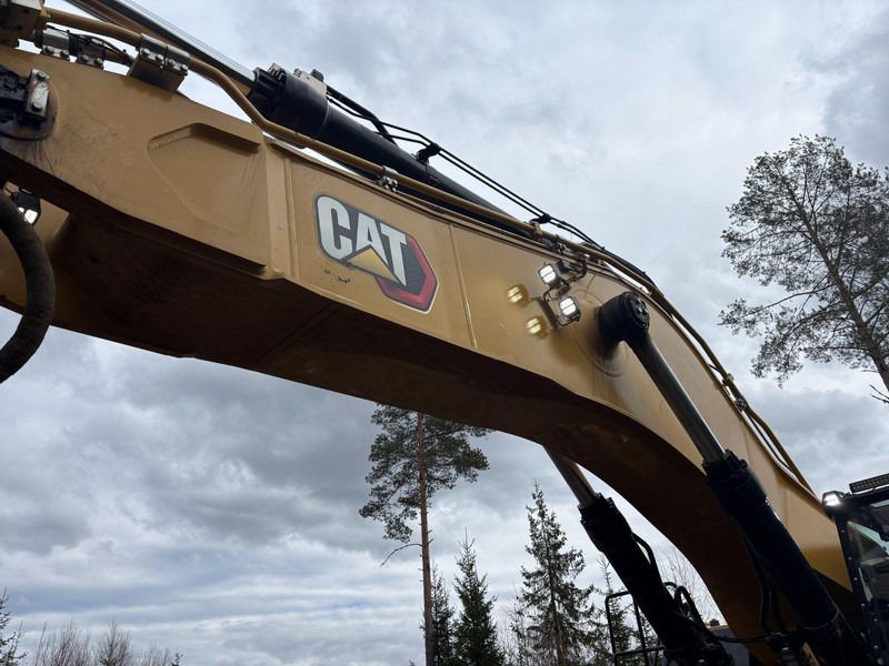 2022 Caterpillar 395-07A Crawler Excavator