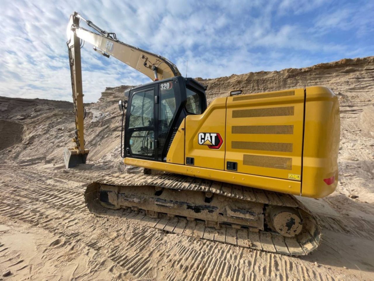 2022 Caterpillar 320 Crawler Excavator