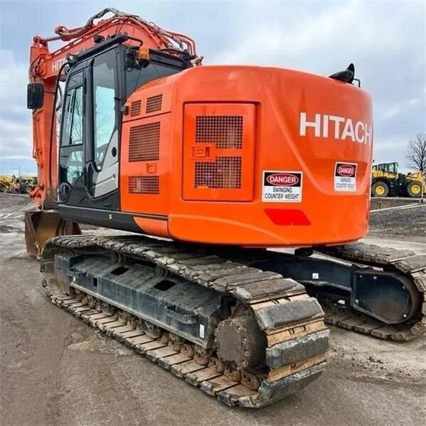 Hitachi ZX225 Crawler Excavator