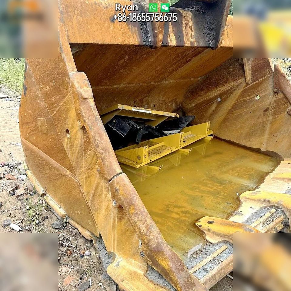 2021 Caterpillar 395 Crawler Excavator