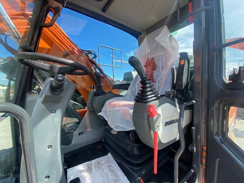 2021 Doosan DX160W Wheel Excavator