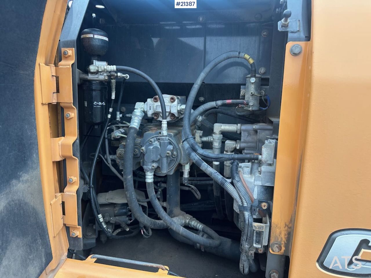 2011 CASE CX130B