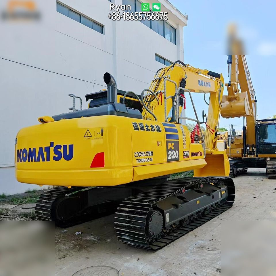 2023 Komatsu PC220-8 Crawler Excavator