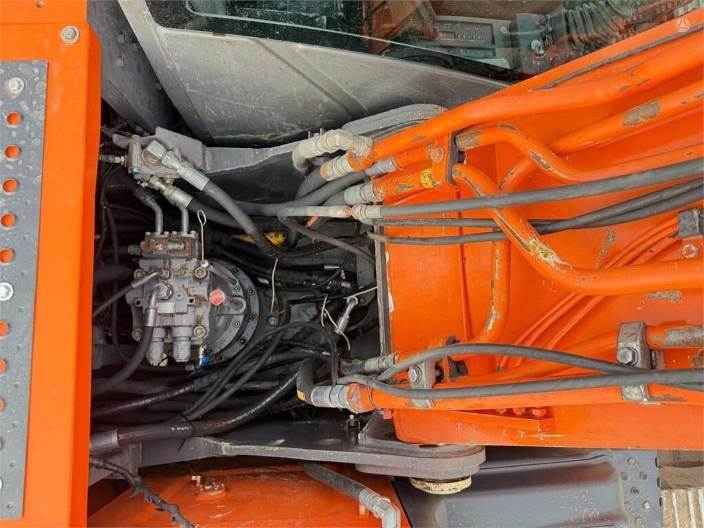 2009 Hitachi ZX210LC-3 Crawler Excavator