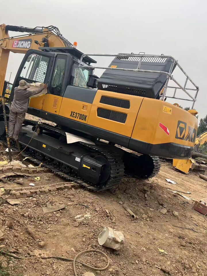 2022 XCMG XE370DK Crawler Excavator