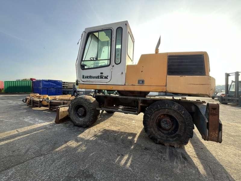 2000 Liebherr A316 Wheel Excavator