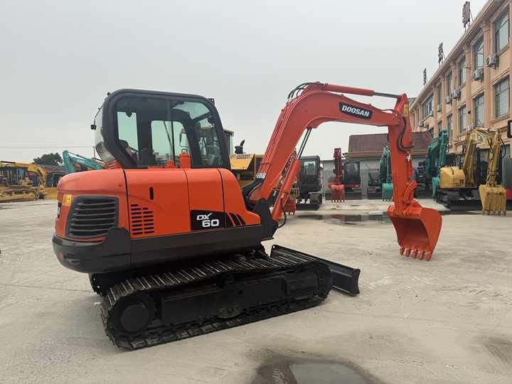 2018 Doosan DX60 Crawler Excavator