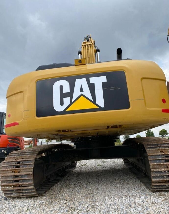 2020 Caterpillar 330D2L Crawler Excavator