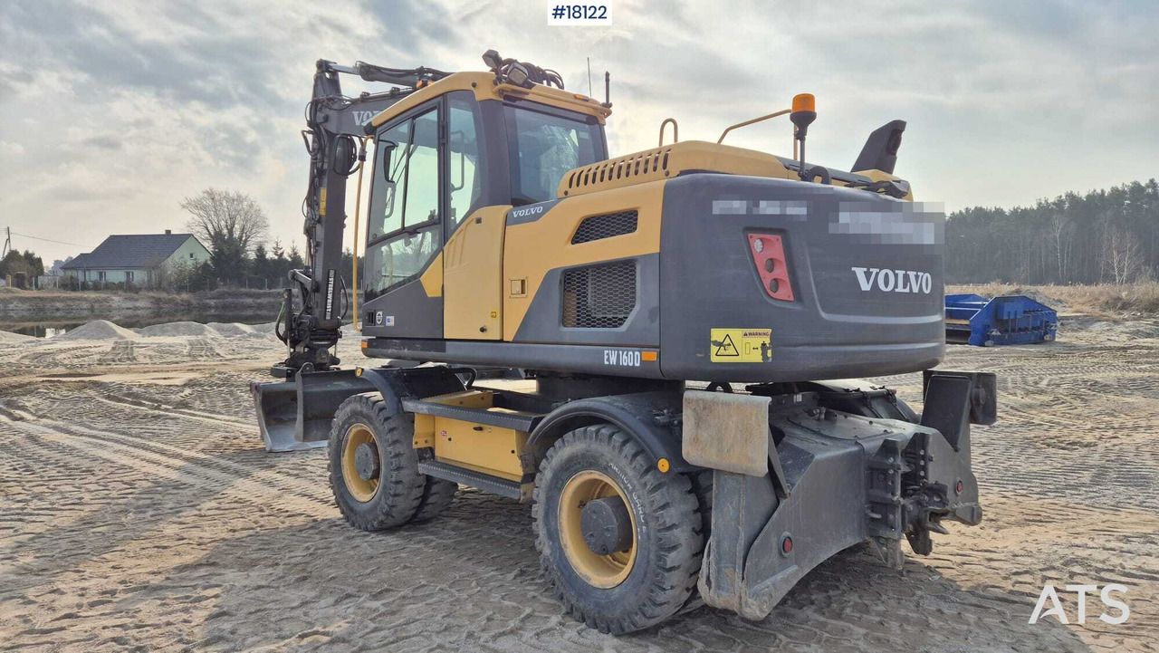 2014 Volvo EW160D Wheel Excavator