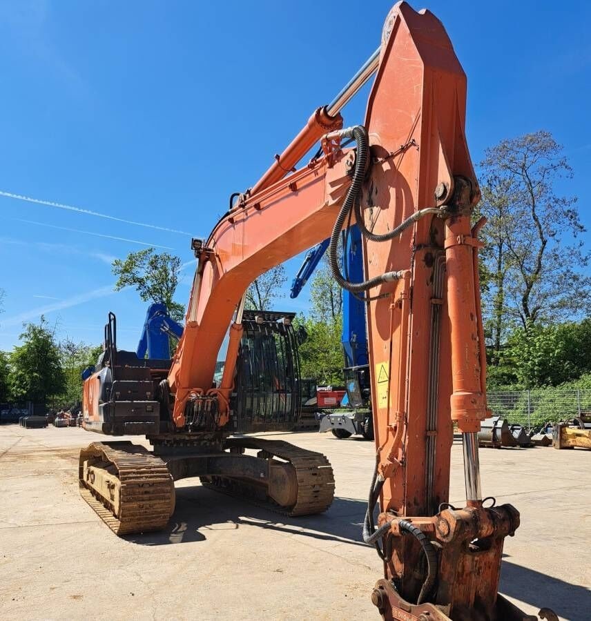 2020 Hitachi ZX300LCN-6 Crawler Excavator