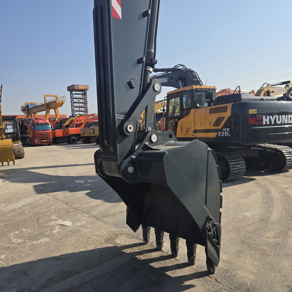 2026 Hyundai HX220L Crawler Excavator