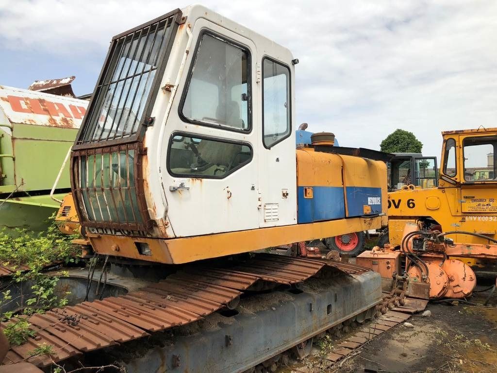 2002 Hitachi HE 280 ICE Crawler Excavator