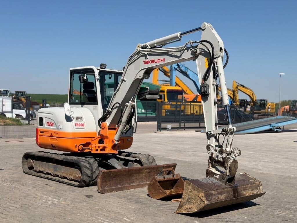 2017 Takeuchi TB260 Mini Excavator