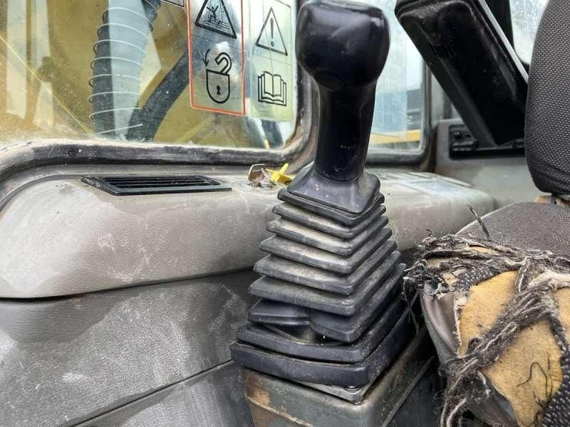 2000 Komatsu PC180LC-6K Crawler Excavator