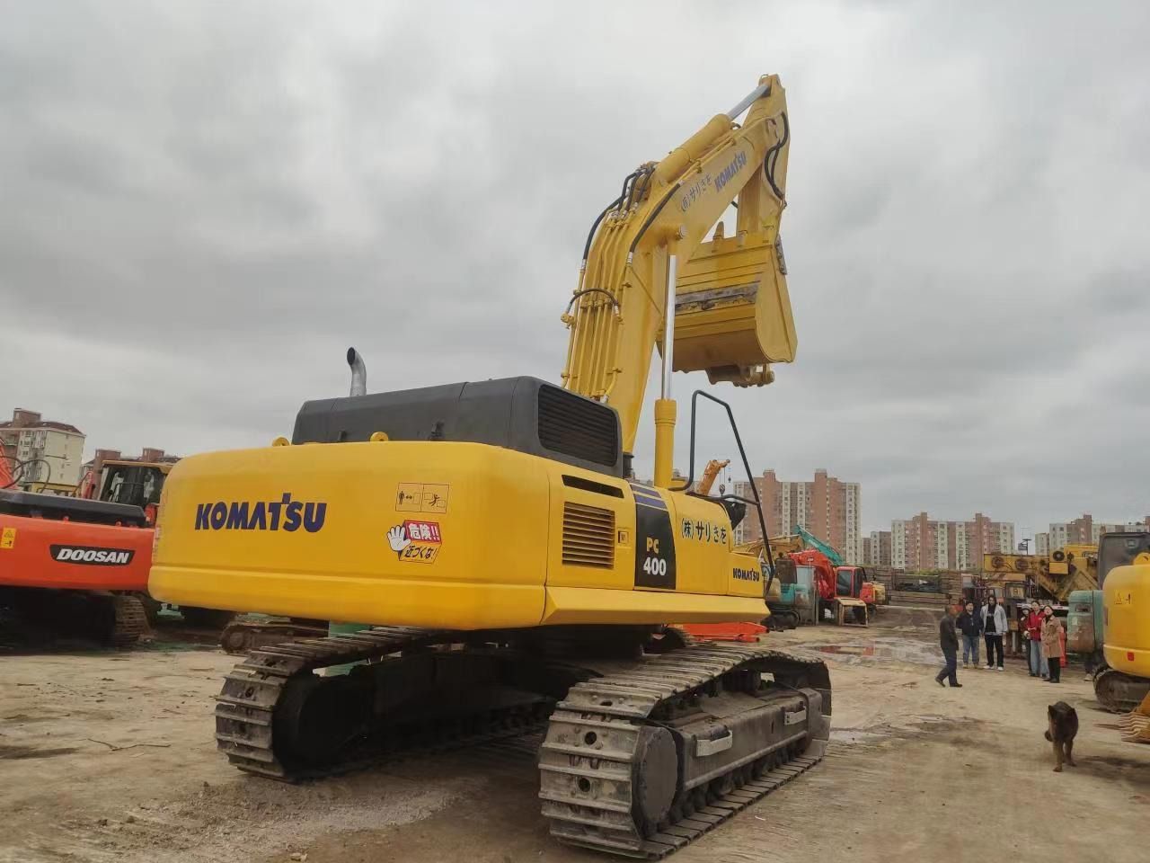 2020 Komatsu PC400-8 Crawler Excavator