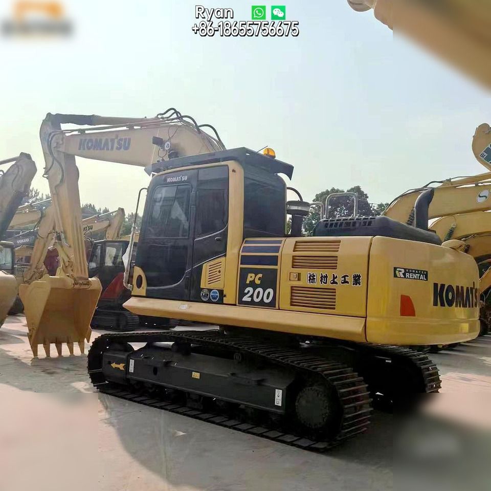 2022 Komatsu PC200-8 Crawler Excavator