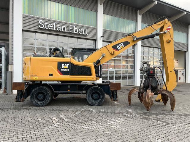 2018 Caterpillar MH3024 Material Handler