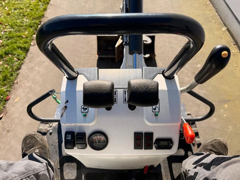 2020 Bobcat E10Z Mini Excavator