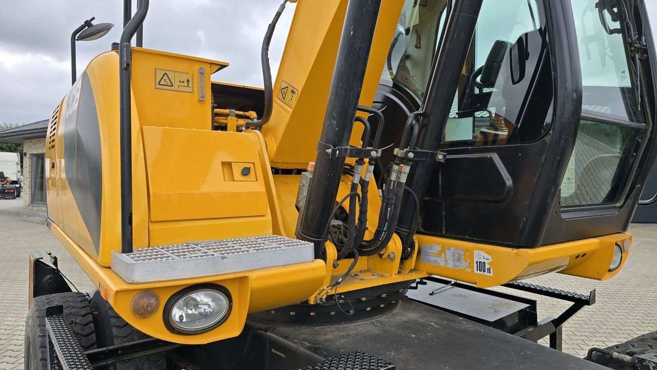 2013 JCB JS145W Wheel Excavator