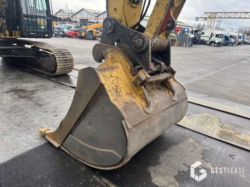 2019 Caterpillar 330FLN Crawler Excavator