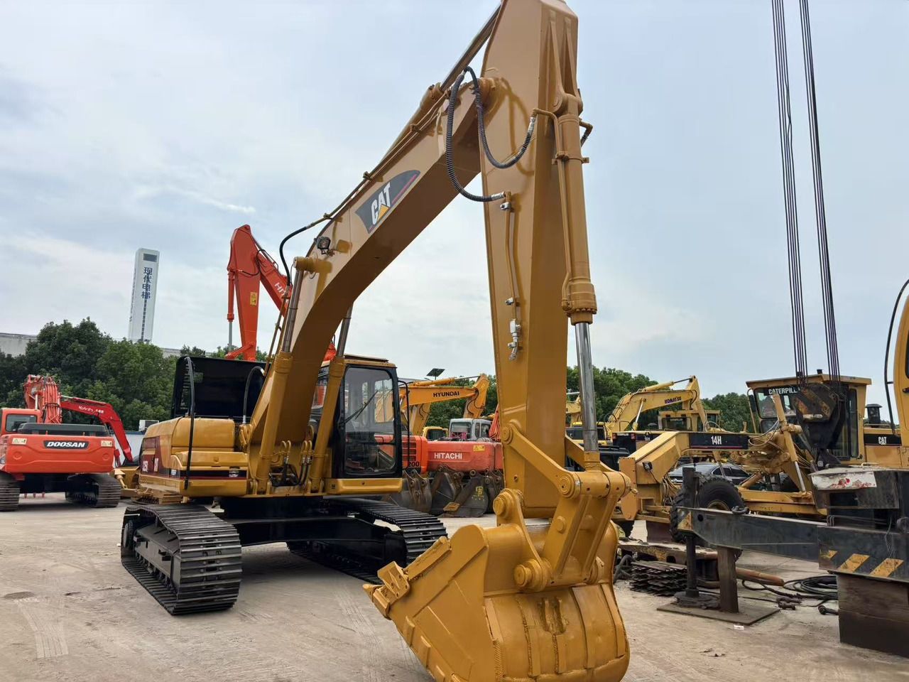 2020 Caterpillar 325B Crawler Excavator