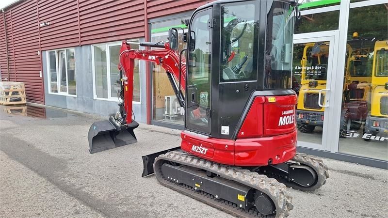 Mole M25 Mini Excavator